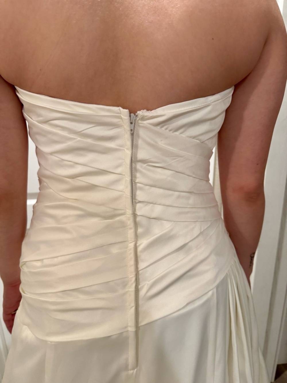 David's Bridal Strapless Ivory Ruched Satin Gown - Picture 2 of 4